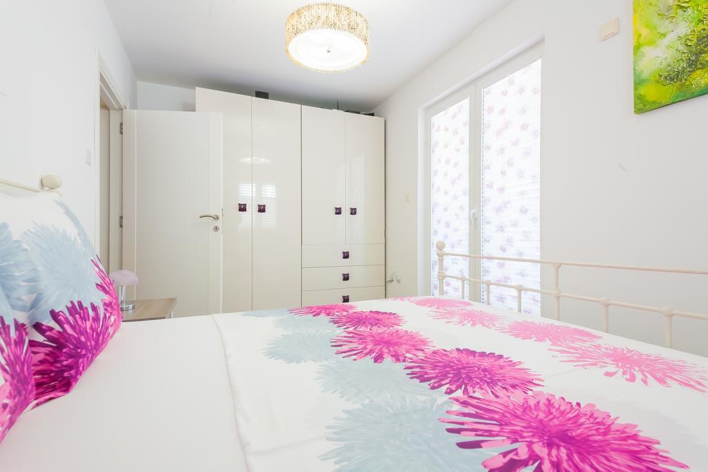 Apartment Mia Sveti Stefan Luaran gambar